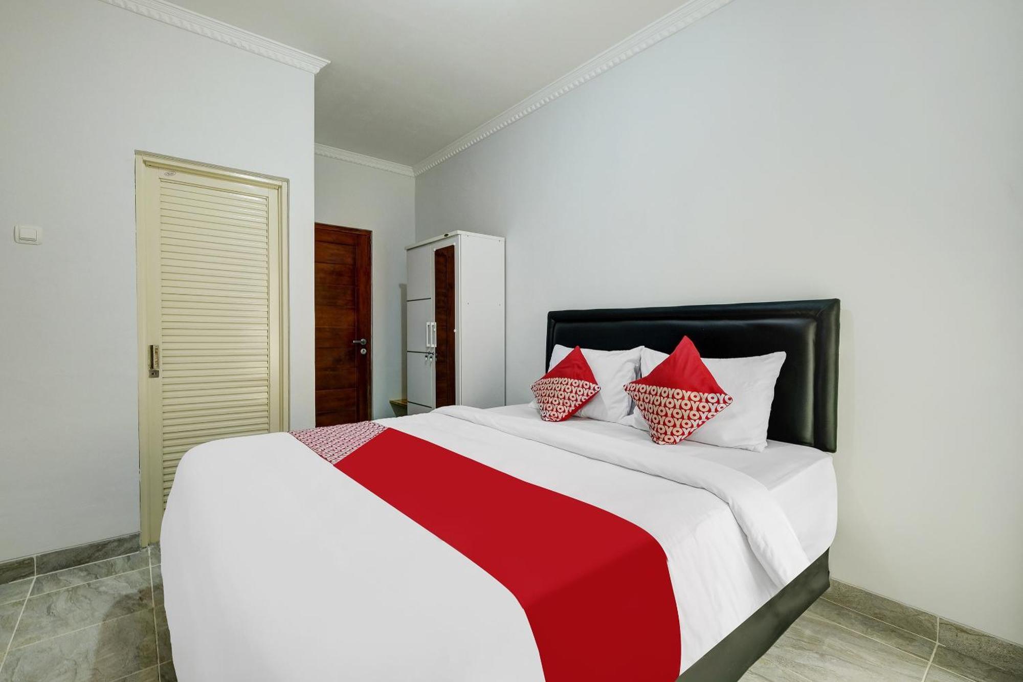 Super Oyo Capital O 90983 Harmony Easy Stay Maguwo Buitenkant foto